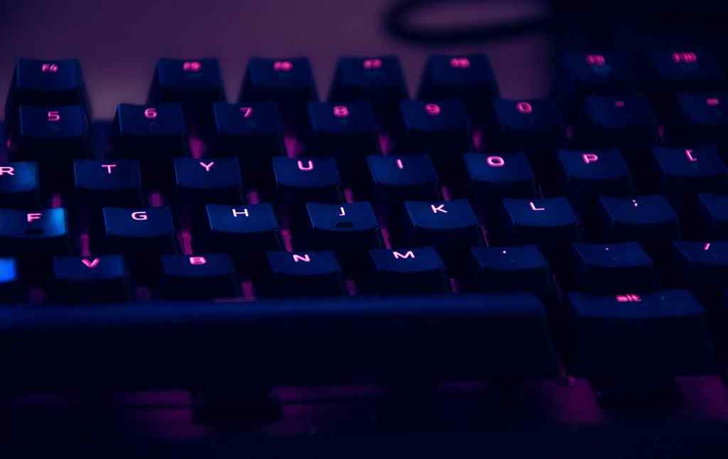 Understanding the difference between JavaScript var, let, and const keywords